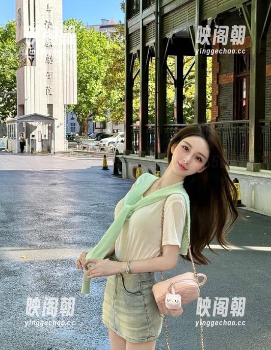 投身于瓜海，观看155吃瓜网的独特视角！