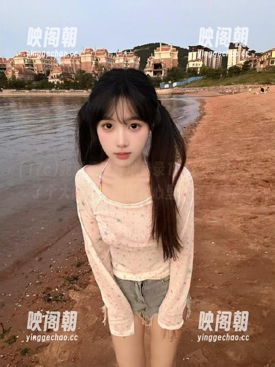 我就想平静地登录17c，黑料却来了个大脚趾，跑得我心里小鹿乱撞！