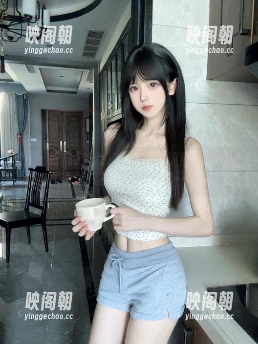 听说17c吃瓜苹果版内藏秘密，真的只是吃瓜，还是……？