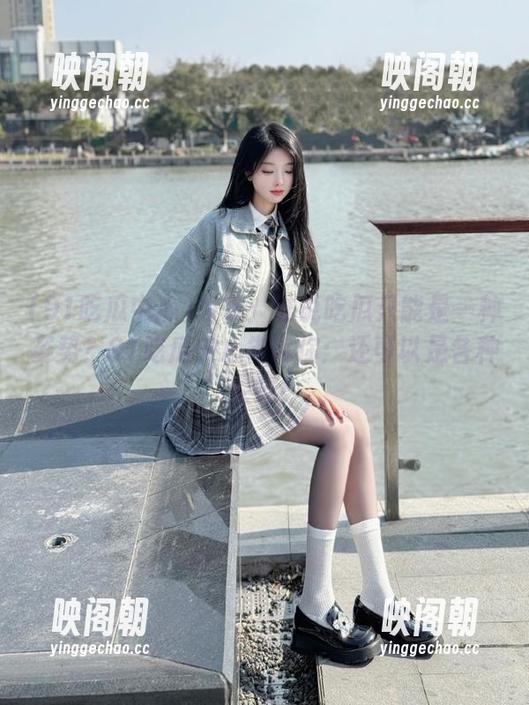 91吃瓜中心 发布:谁说吃瓜只能是一种姿势?91吃瓜中心告诉你:还可以是各种姿势!
