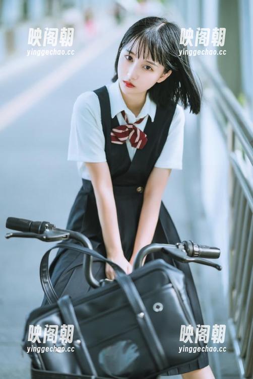 九一吃瓜中心 九一吃瓜中心网站:热气腾腾的瓜怎么这么好吃,谁负责做的?