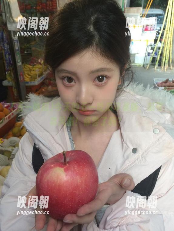 今天的五一吃瓜苹果版，瓜可真风骚！你尝了吗？