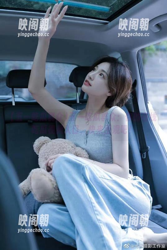 五一吃瓜群众 五一吃瓜群众:你的在线吃瓜视频入口,快来围观吧!