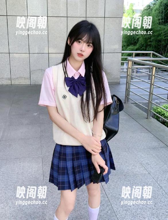 听说这儿的瓜可以“解渴”，点进“我爱吃瓜网52cg”传送门，准备好追梦吧