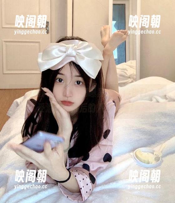 点击“网曝黑料”传送门，感受潜伏在背后的八卦风暴！