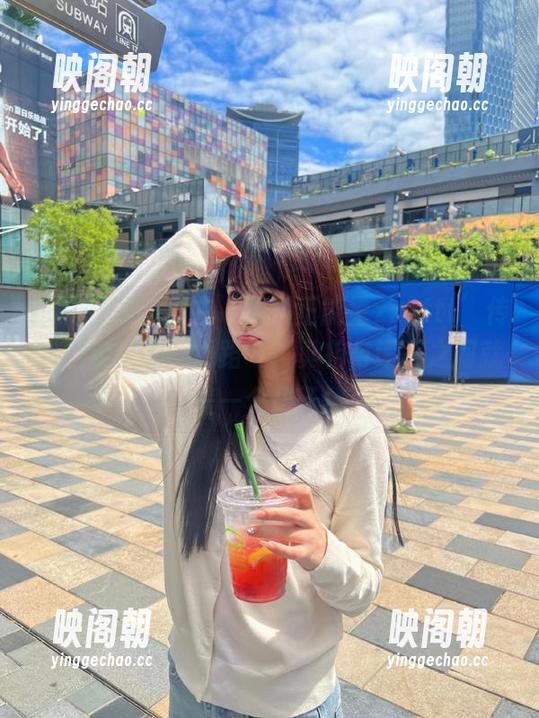 从‘黑料正能量zzzttt’传送门走来的‘线路’，真相与谎言之间就差一个果子！