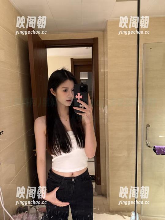 黑料网网页欢go，深夜的吃瓜好心情！